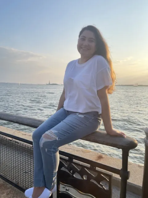 Laura Sejas team member bio picture