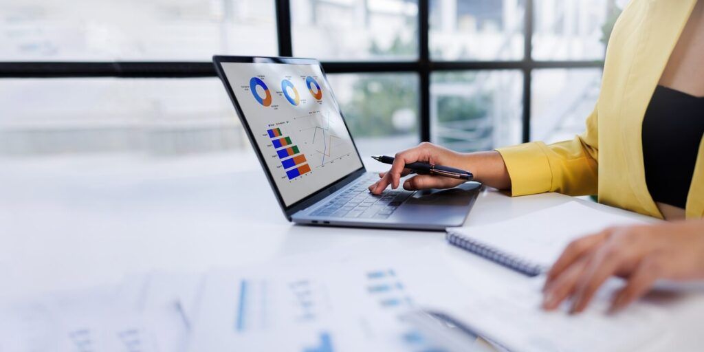 business analysis report with financial data, marketing business strategy project
