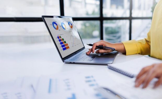business analysis report with financial data, marketing business strategy project